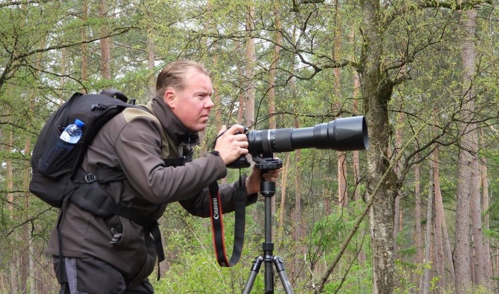 Hovenier Gerbrand Mulder trekt wekelijks met zijn camera de Veluwse bossen in.