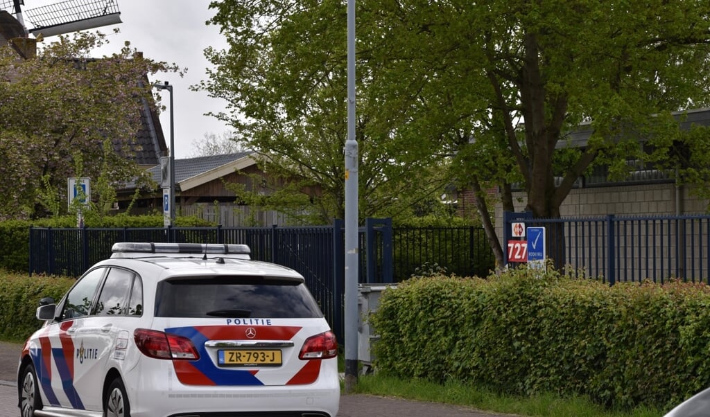 De steekpartij gebeurde nabij de praktijkschool aan de Hoofdweg.