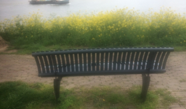 bankje aan Volkersingel