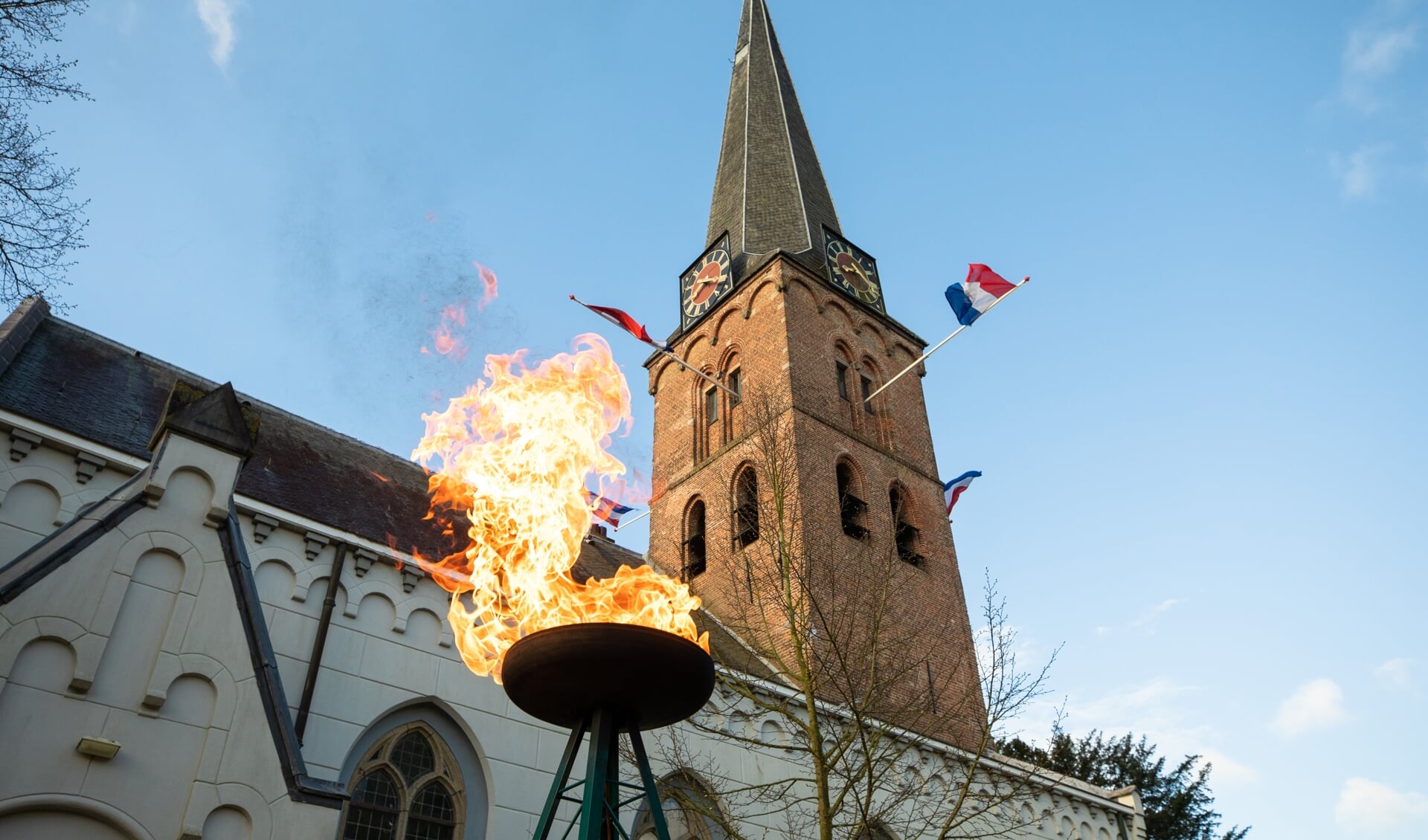 Het bevrijdingsvuur brandt vandaag in Baarn. 