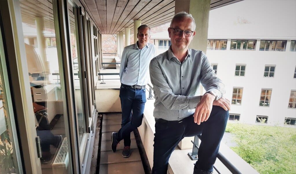 Ronald de Kimpe (vooraan) en Jeroen Bosma: ,,Maak werk van zon!''