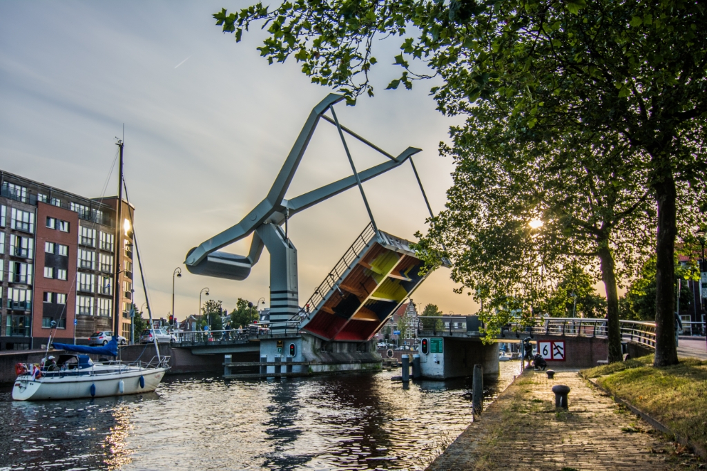 <p>Brug bij Haarlem.</p>