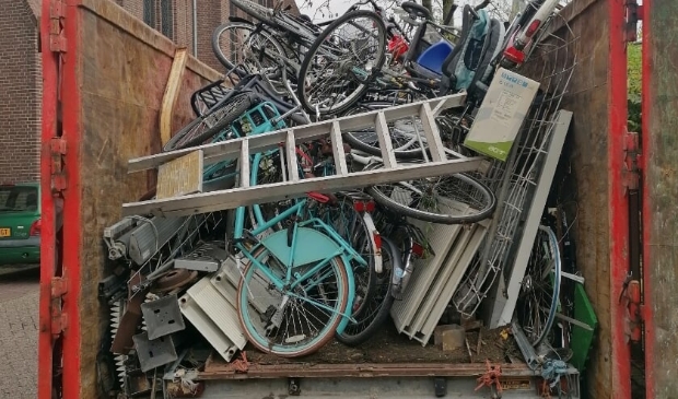 <p>Al uw oud ijzer is welkom</p>