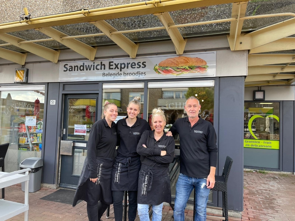 <p>Bij de Sandwich Express worden de klanten met een glimlach geholpen.</p>