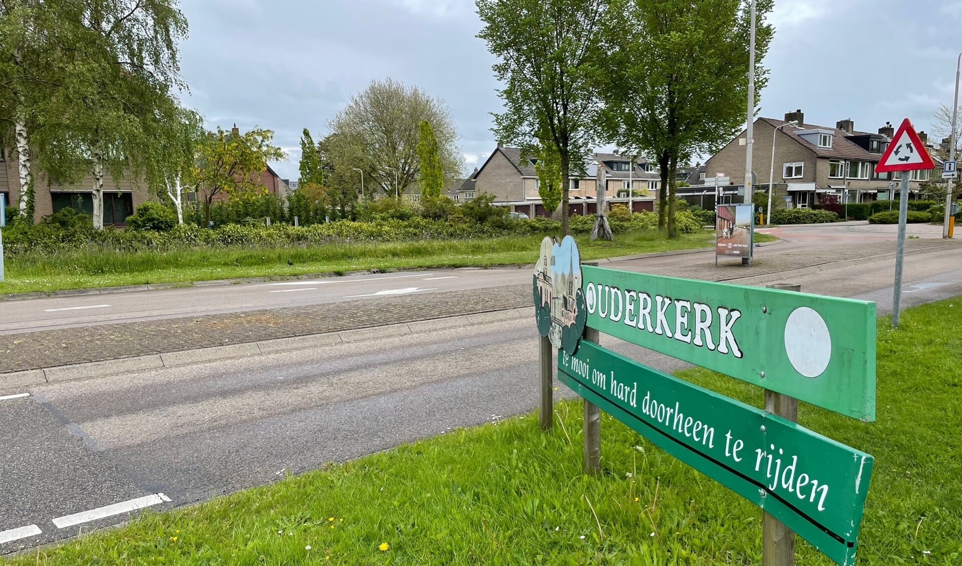 Een van de drie percelen ligt aan de Aart van der Neerweg, volgens de gemeentelijke visie geschikt voor seniorenwoningen.