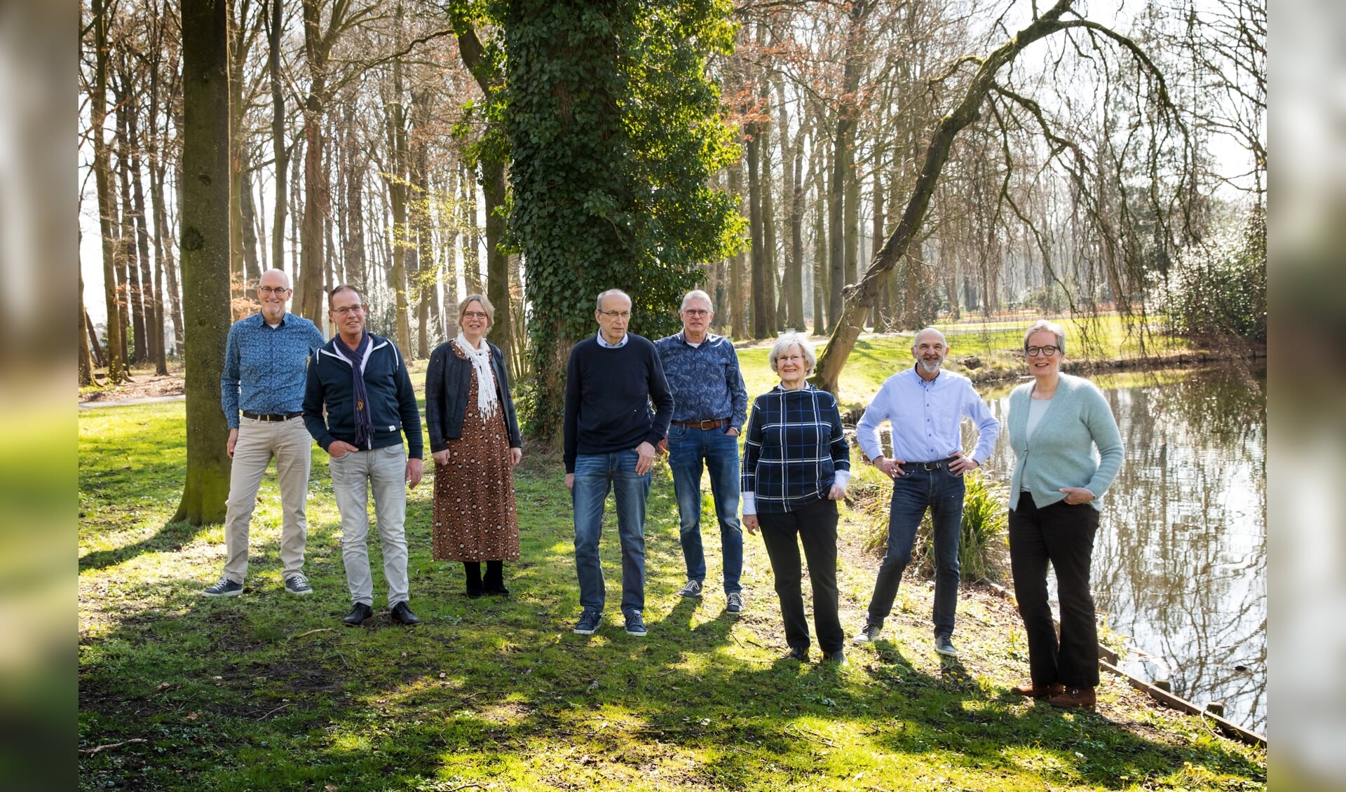Het bestuur en de welzijnswerkers van de Stichting Welzijn en Ondersteuning (SWO) in Scherpenzeel en Renswoude.
