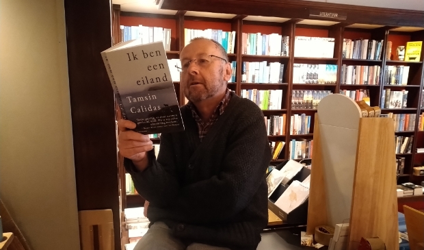 <p>Hans Loeve bespreekt elke maand een boek dat er uitspringt.</p>