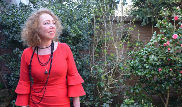 Liesbeth Lagemaat wint De Grote Poëzieprijs