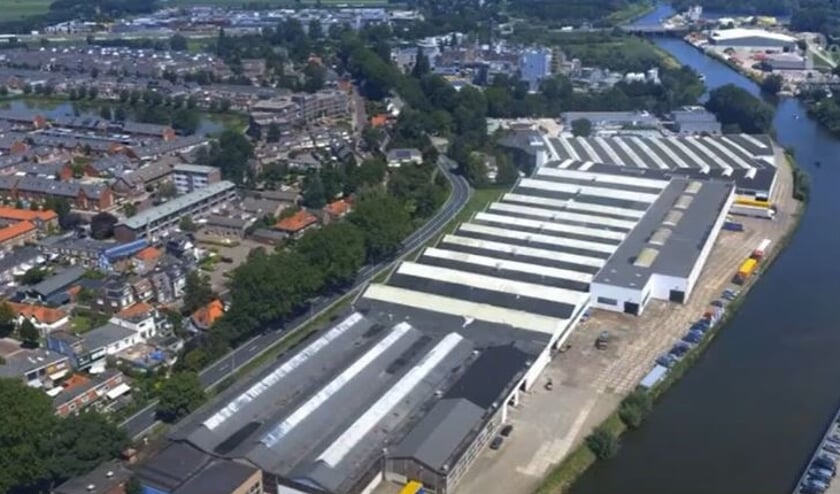 De loodsen aan de Lingeoever maken straks plaats voor appartementencomplexen