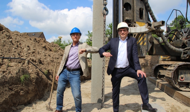 <p>Paul Heijmerink (wethouder Bunnik) en Ed de Groot (directeur-bestuurder LEKSTEDEwonen) </p>