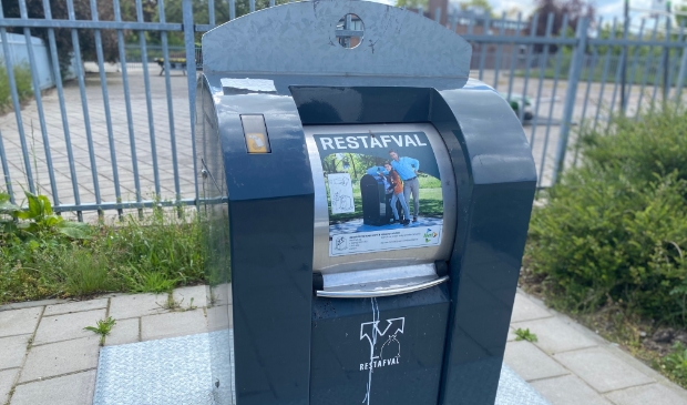 <p>Een ondergrondse container</p>