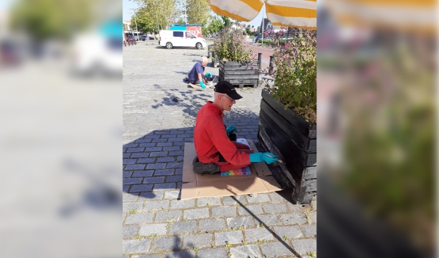 <p> Ben en Peter aan het werk. </p>
