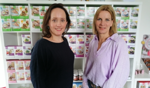 <p>Carlijn de Groot (l) en Miriam de Best (r).</p>