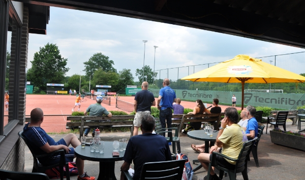 <p>De banen van LTV Lockhorst worden in de week van 23 tot en met 27 augustus bevolkt door deelnemers aan het Open Jeugdtoernooi. </p>