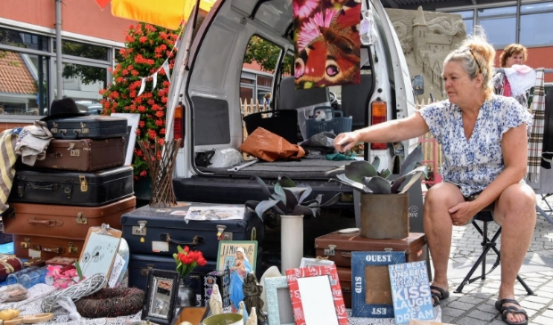 <p>Kofferbakmarkt Zandvoort</p>