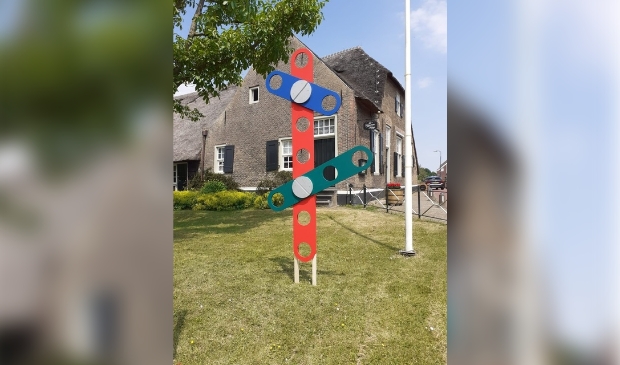 <p>Groot stuk meccano symboliseert wat er het afgelopen half jaar in De Koperen Knop is ge(re)construeerd.</p>