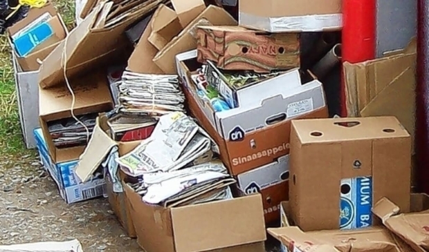 Er wordt weer oud papier ingezameld bij de Vikinghal
