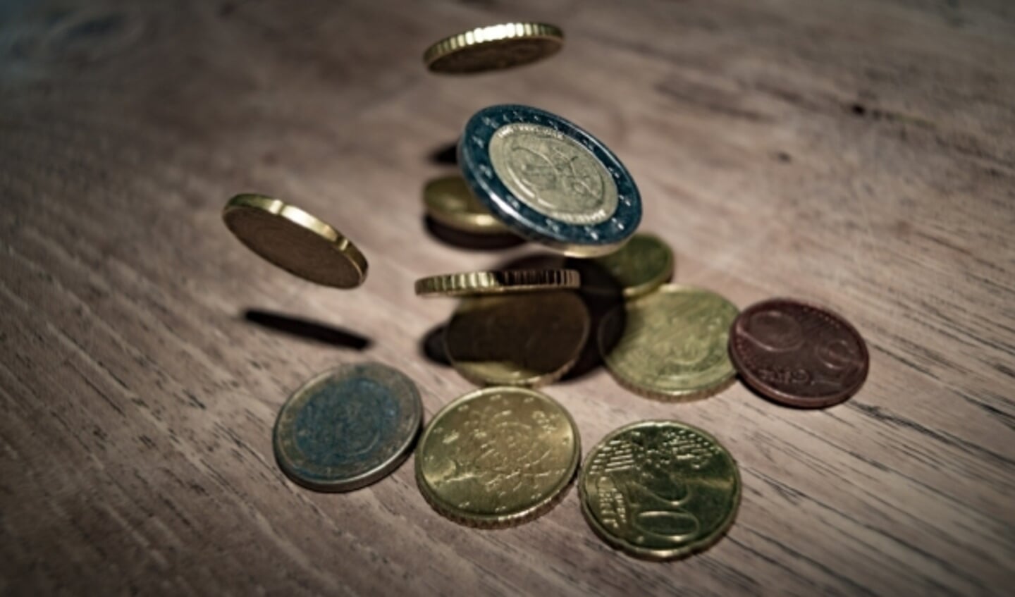 Digitaal collecteren of fysiek langs de deuren. (Foto: Pixabay)