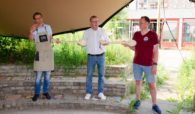<ol><li>Van L naar R: Stefan Hogervorst (Deksels Maatwerk), William van Rijnsoever (ex-voorzitter ZZP Houten e.o.) en Guido Tettelaar (de Krachtfabriek)</li></ol>