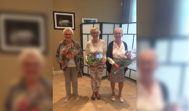 <p>van links naar rechts Ali Verhoef, Ria de Groot en Jannie Hijkoop.</p>