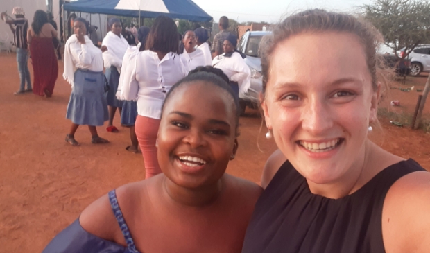 Daniëlle als maatschappelijk werker verbonden aan een crisis zwangerschapscentrum in Zuid-Afrika