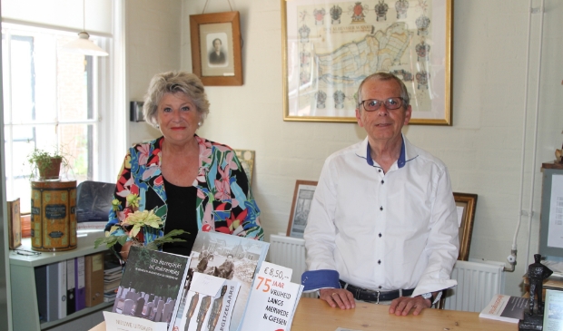 <p>Alie van Lopik-de Jong en Peter van Wijngaarden zoeken vrijwilligers en leden.</p>