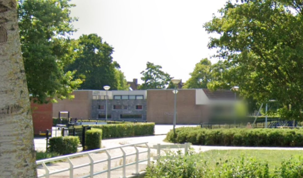 <p>De Olijfboom komt aan het Liesbos 16a in Hoofddorp. </p>