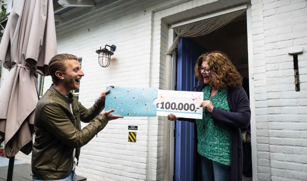 <p>Jet: ‘Ik heb nog nooit zoveel geld in handen gehad.’</p>