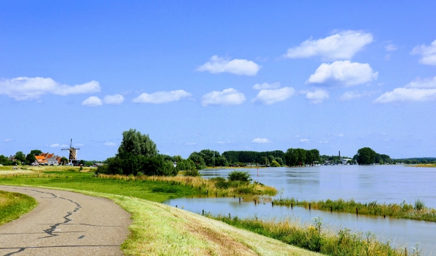 <p>Ondergelopen Uiterwaarden</p>