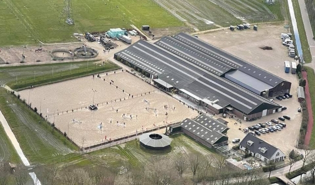 <p>Manege Zilfia’s Hoeve vanuit de lucht</p>