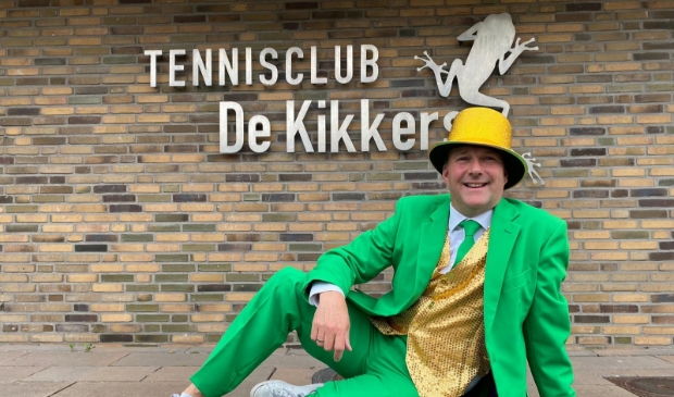 Veilingmeester en Hoofdsponsor Rik Balder van Boekuwzending.com