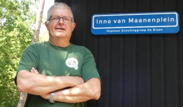 <p>Inno van Maanen, trots op het naar hem genoemde plein.</p>