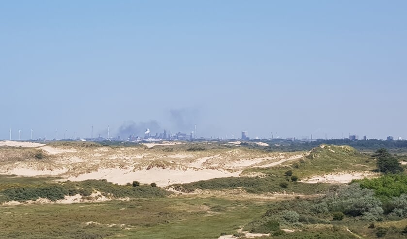 Uitzicht op de Hazenberg met in de verte IJmuiden.