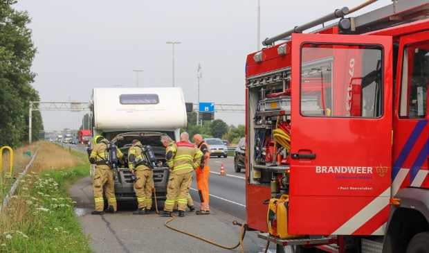 <p>De brandweer heeft de camper geblust.</p>