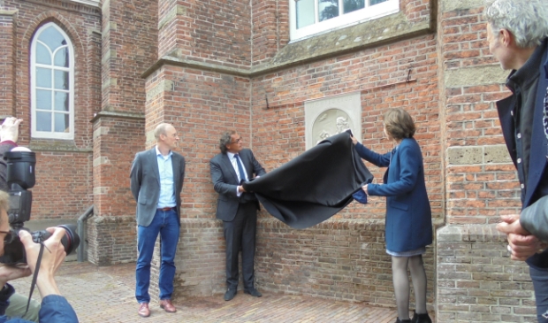 <p><em>Bonifatius-gedenksteen in Breukelen onthuld door wethouder Jeroen-Willem Klomps</em>. </p>