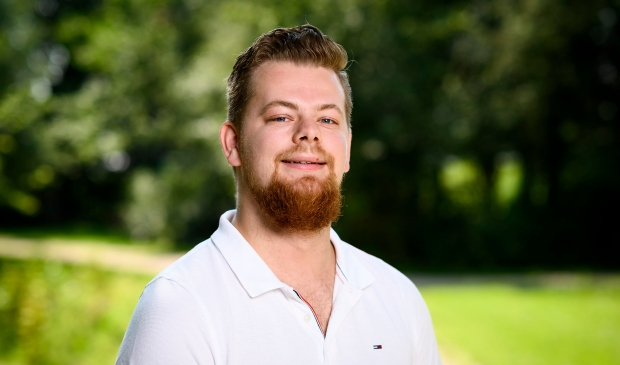 <p>Willem Arkeraats wil mensen tot denken zetten met zijn columns.</p>