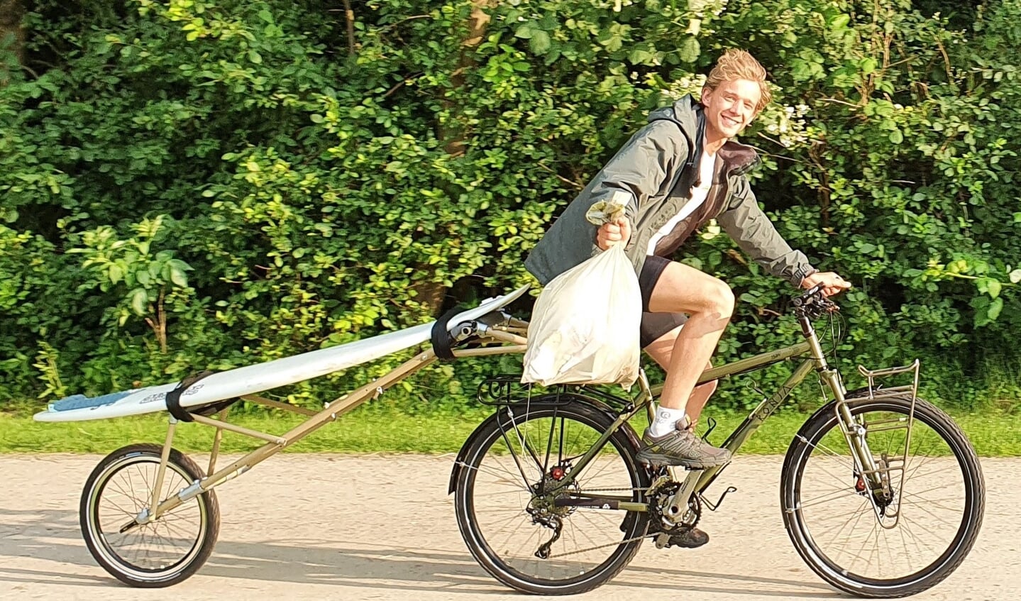 Robin Aanstoot gaat fietsen van het Noorden van Noorwegen naar Zuid-Spanje om aandacht te vragen voor plastic vervuiling in zee.