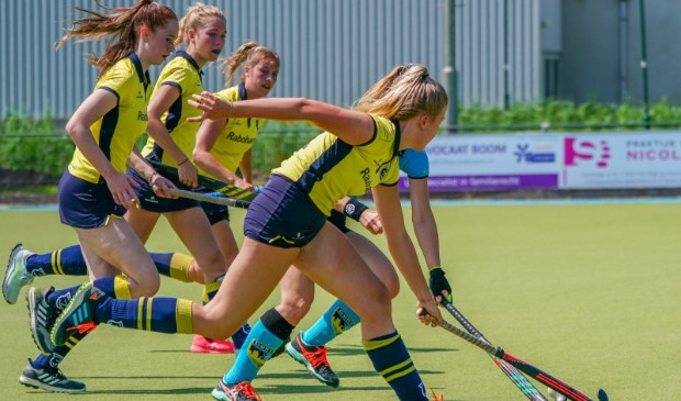 <p>De vrouwen van Spitsbergen (hier op archiefbeeld) speelden tegen het Driebergse Shinty.</p>