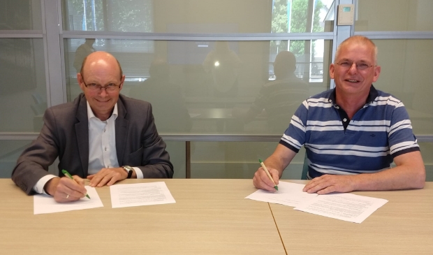 <p><em>Wethouder Rob Jorg en voorzitter van de VOCD, Gert van Leeuwen.</em></p>