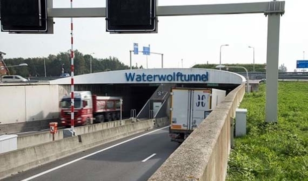 <p>De Waterwolftunnel gaat vrijdagavond en -nacht dicht.</p>