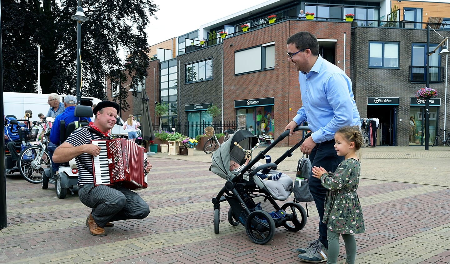 Accordeonspeler Kerkbuurt