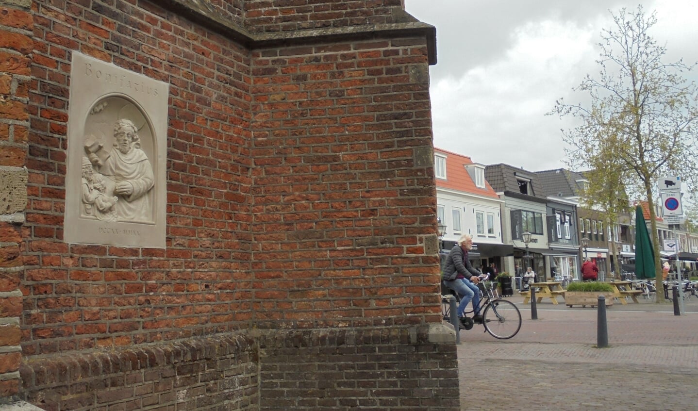 Evenals in Wijk bij Duurstede: ingemetseld in een middeleeuwse kerk in het centrum. 