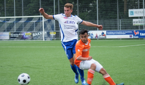 <p>V.v. Sliedrecht speelde een oefenwedstrijd tegen Oranje Wit</p>