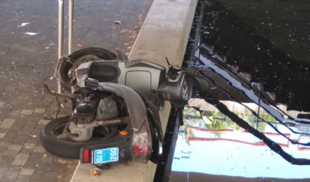 H’dorp Sparresholmpad
Scooter om gegooid
