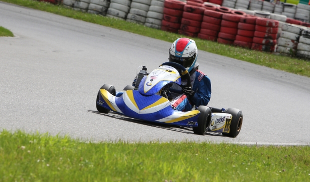 <p>Mika van de Pavert in actie op het circuit van Spa Franchorchamps.</p>