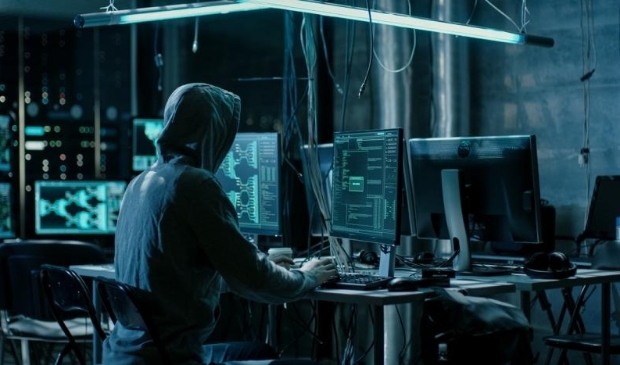 <p>Cybercriminaliteit is een groeiend probleem. Het kan iedereen overkomen. </p>