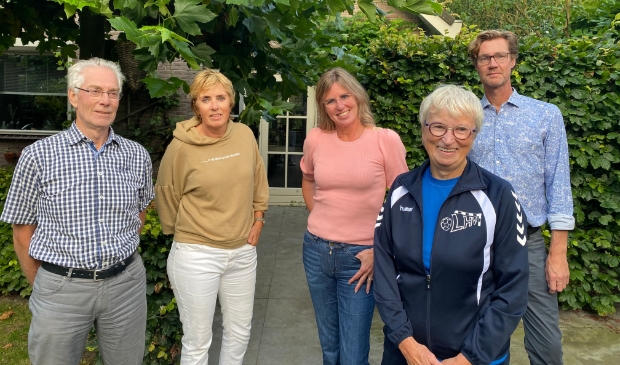 Daan van Westen, Evelien Wijdeveld, Marjan Schaapman, To Schoenmakers en Peter Barendse.