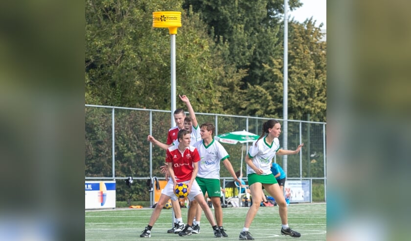 ,,Doordat we een gemengde sport beoefenen, zijn er ook veel gemengde vriendengroepen."
