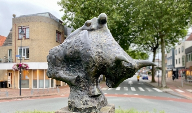 <p>Europa en de stier van Jits Bakker op de rotonde Hessenweg / Looydijk in De Bilt.</p>
