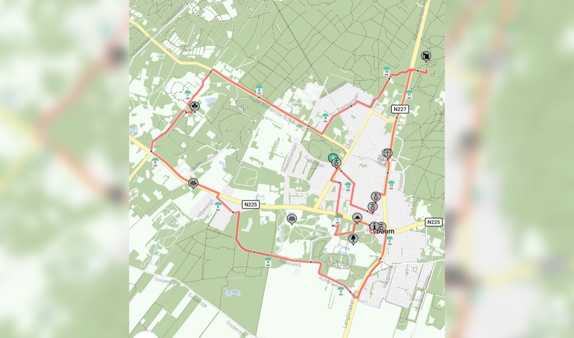 De fietsroute gaat langs twaalf noemenswaardige monumenten in Doorn.